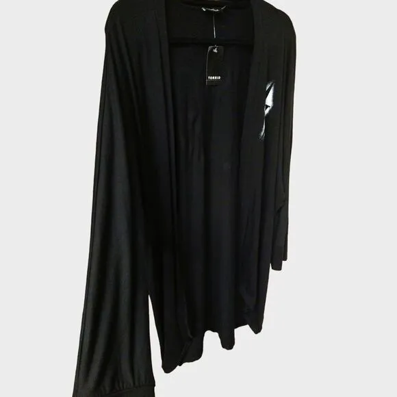 NEW TORRID PLUS SIZE Black Super Soft Cocoon Lightening Bolt,Heart Kimono.