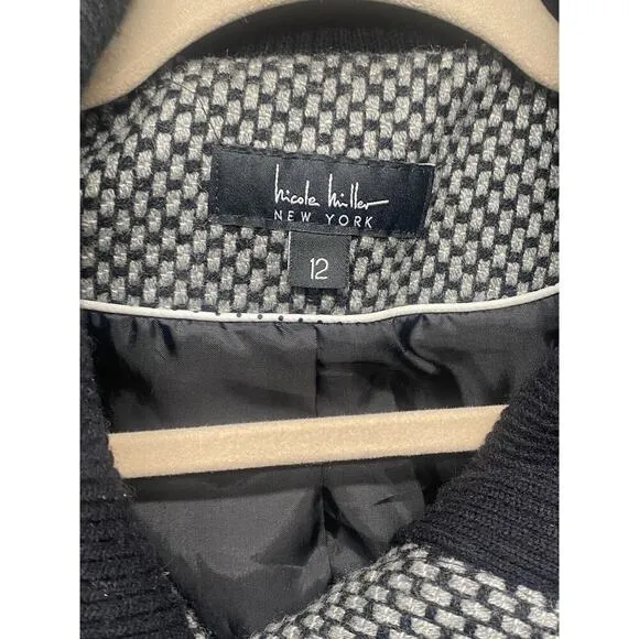 Nicole Miller Black and Gray Wool Coat Size 12