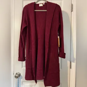NWT Cyrus Women's Burgundy Open Front Cardigan