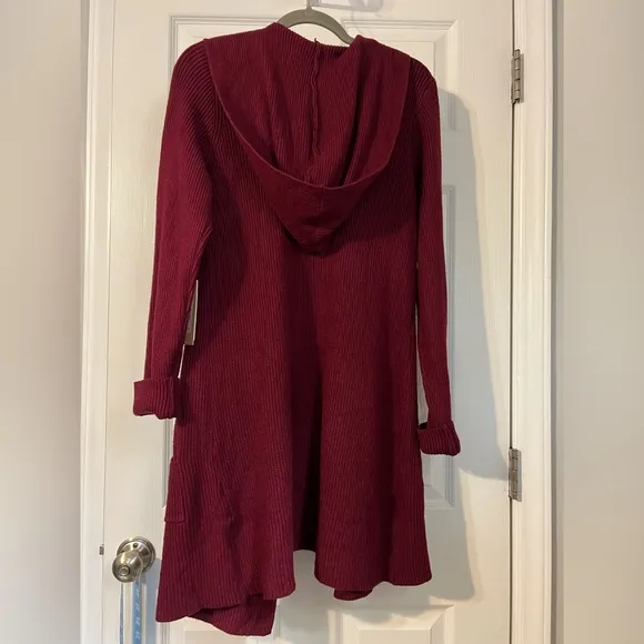 NWT Cyrus Women's Burgundy Open Front Cardigan