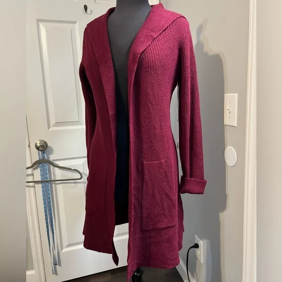 NWT Cyrus Women's Burgundy Open Front Cardigan