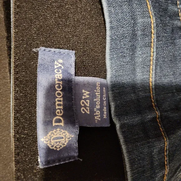NWT DEMOCRACY AB SOLUTION PULL-ON GLIDER ANKLE LENGTH JEANS WOMEN'S  SIZE 22W