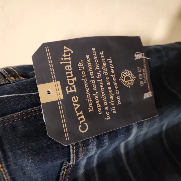 NWT DEMOCRACY AB SOLUTION PULL-ON GLIDER ANKLE LENGTH JEANS WOMEN'S  SIZE 22W