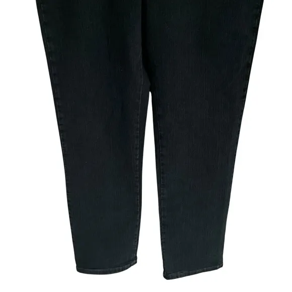 NWT Lee Women's Black Jeans Classic Fit Stretch Size 16