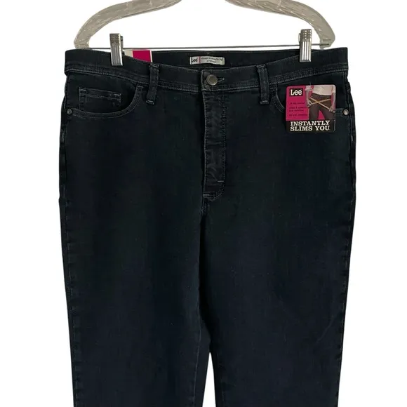 NWT Lee Women's Black Jeans Classic Fit Stretch Size 16