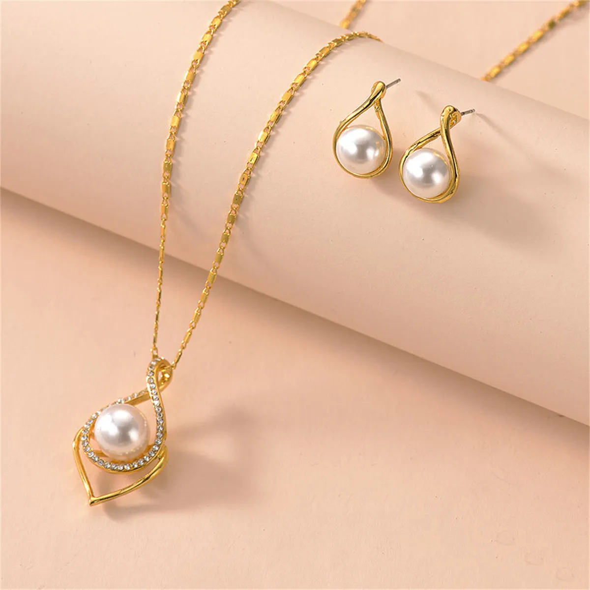 Pearl & Cubic Zirconia 18K Gold-Plated Earring & Necklace