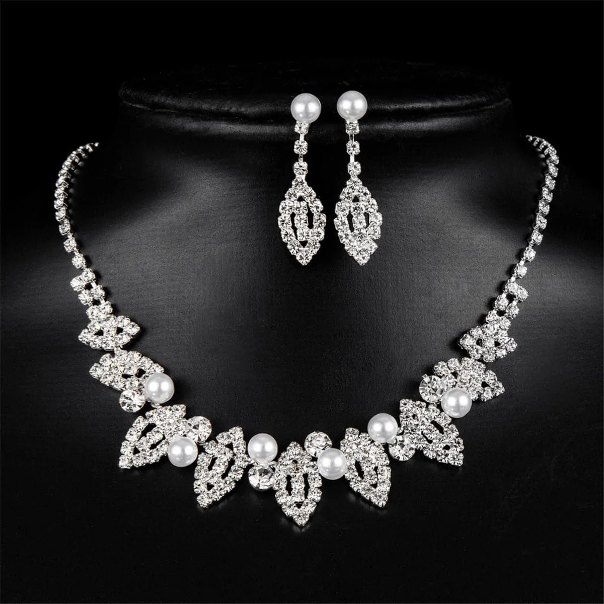 Pearl & Cubic Zirconia Eyes Statement Necklace Set
