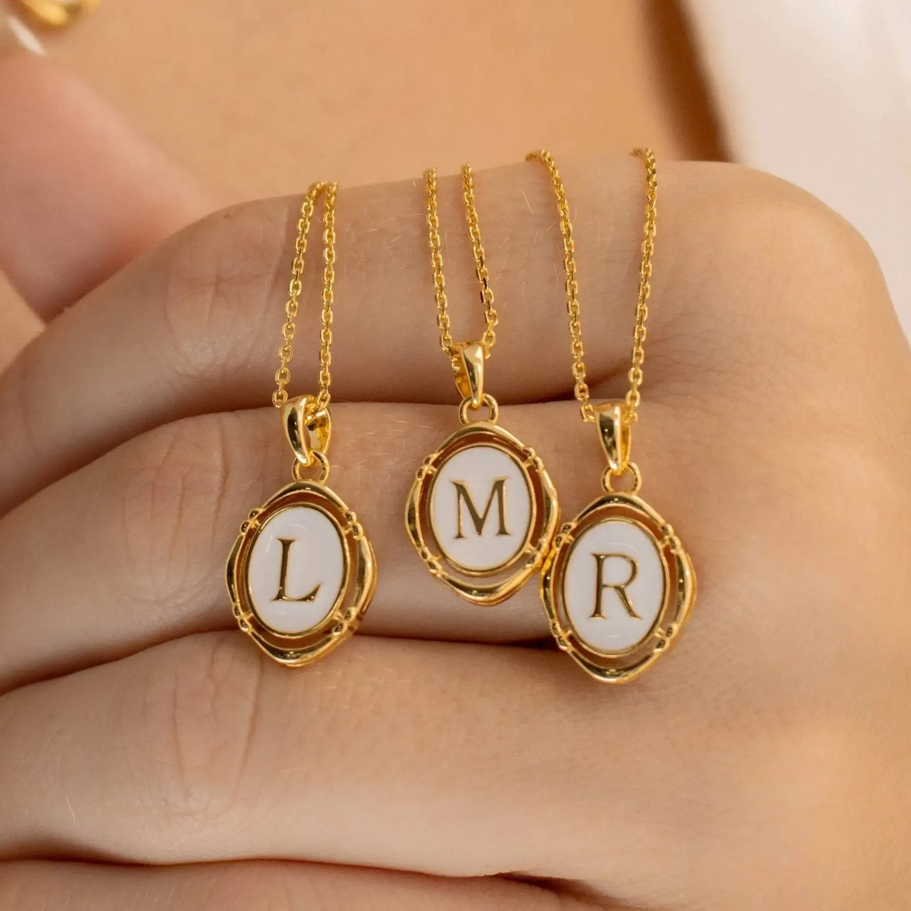 Personalized Initial Letters Women's Necklace with Acrylic