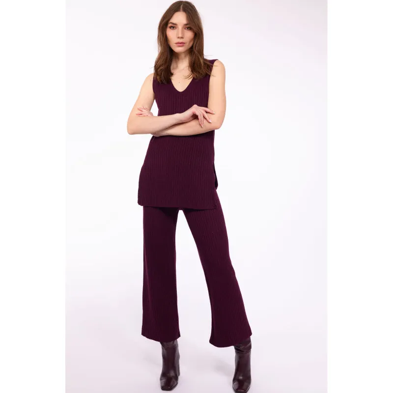 Pistache Long Ribbed Knit Vest with Slit Sides