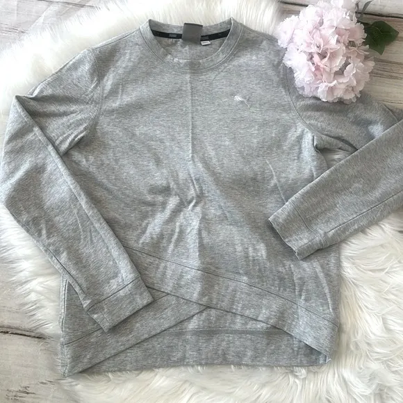 PUMA Women's Style Personal Best Crewneck Sweatshirt Size Medium