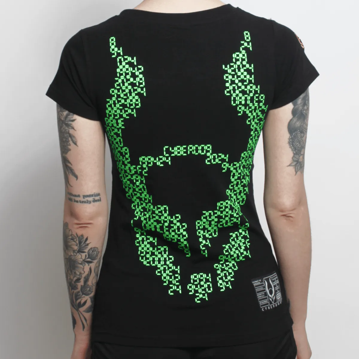 RAVE ON T-SHIRT BLACK WOMENS