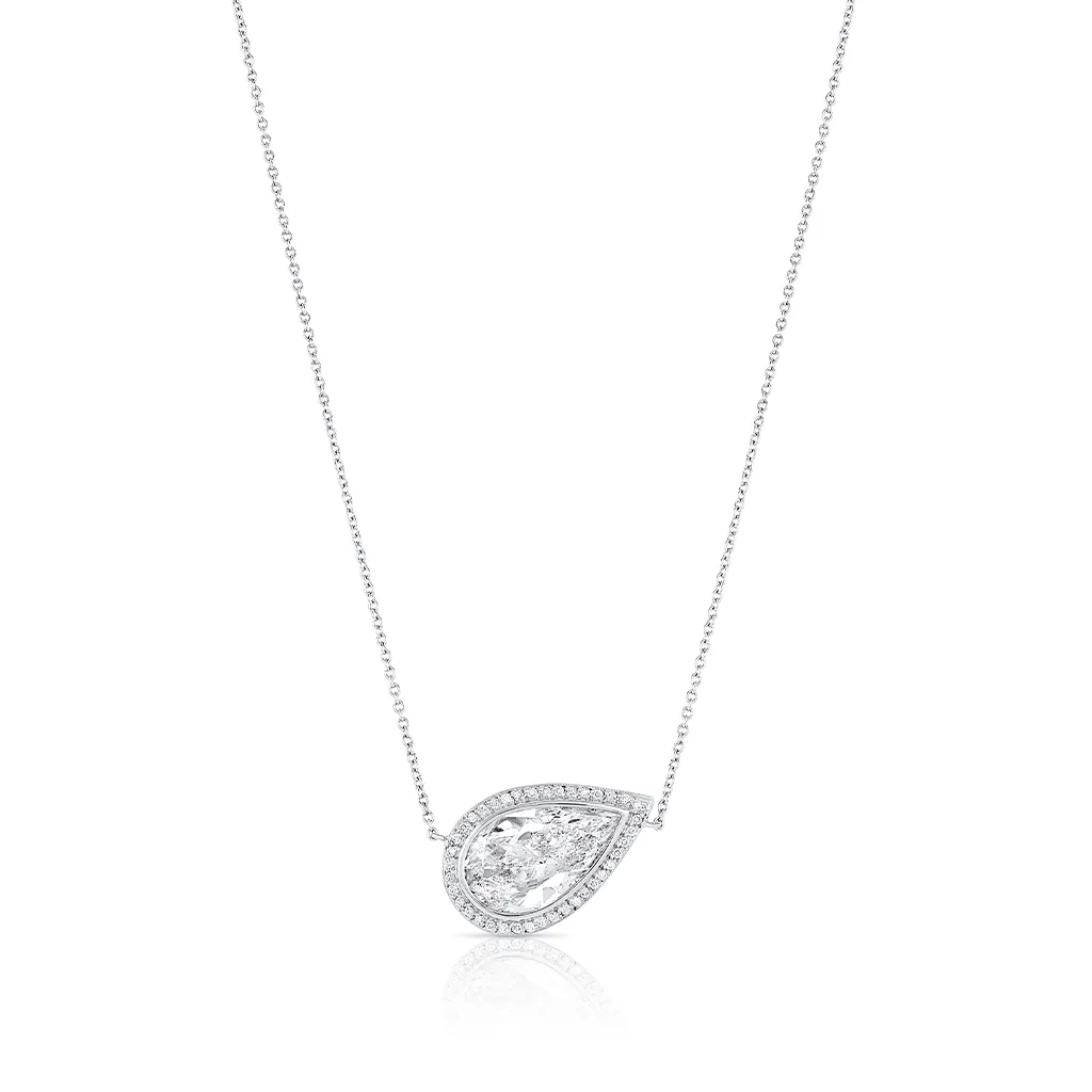 Rivière Platinum Pear-Shaped 4.53ct Diamond Halo Pendant Necklace