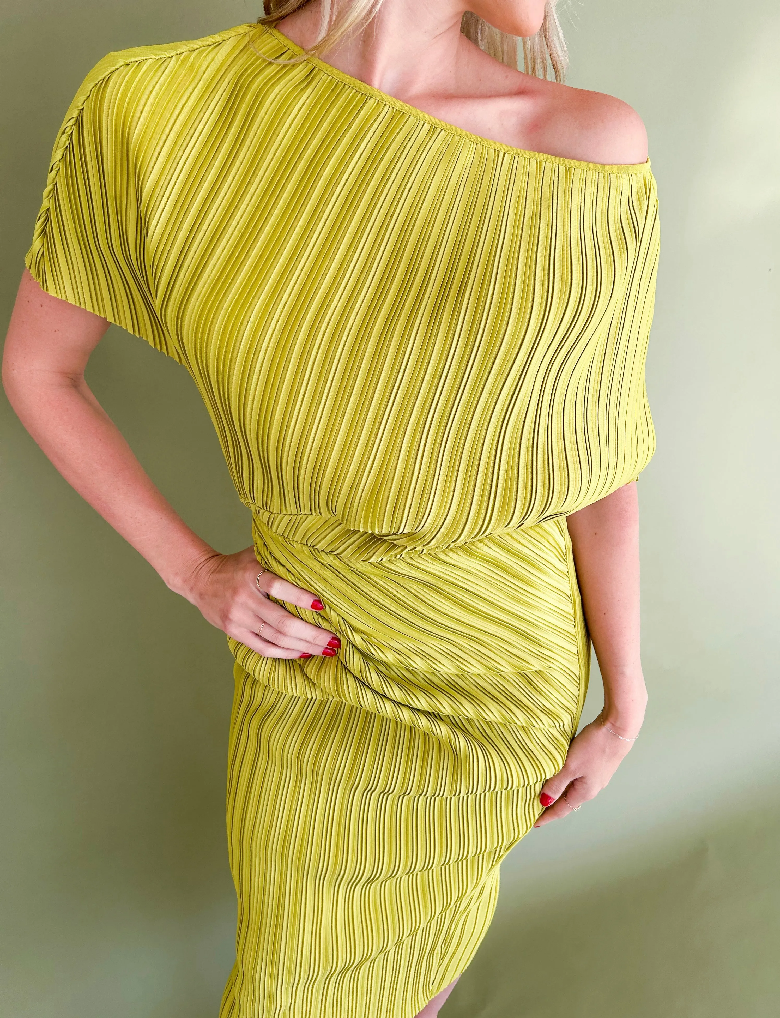 Sarina One Shoulder Pleated Side Ruched Midi Dress