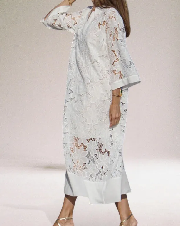 Simona® | Luxurious lace maxi dress