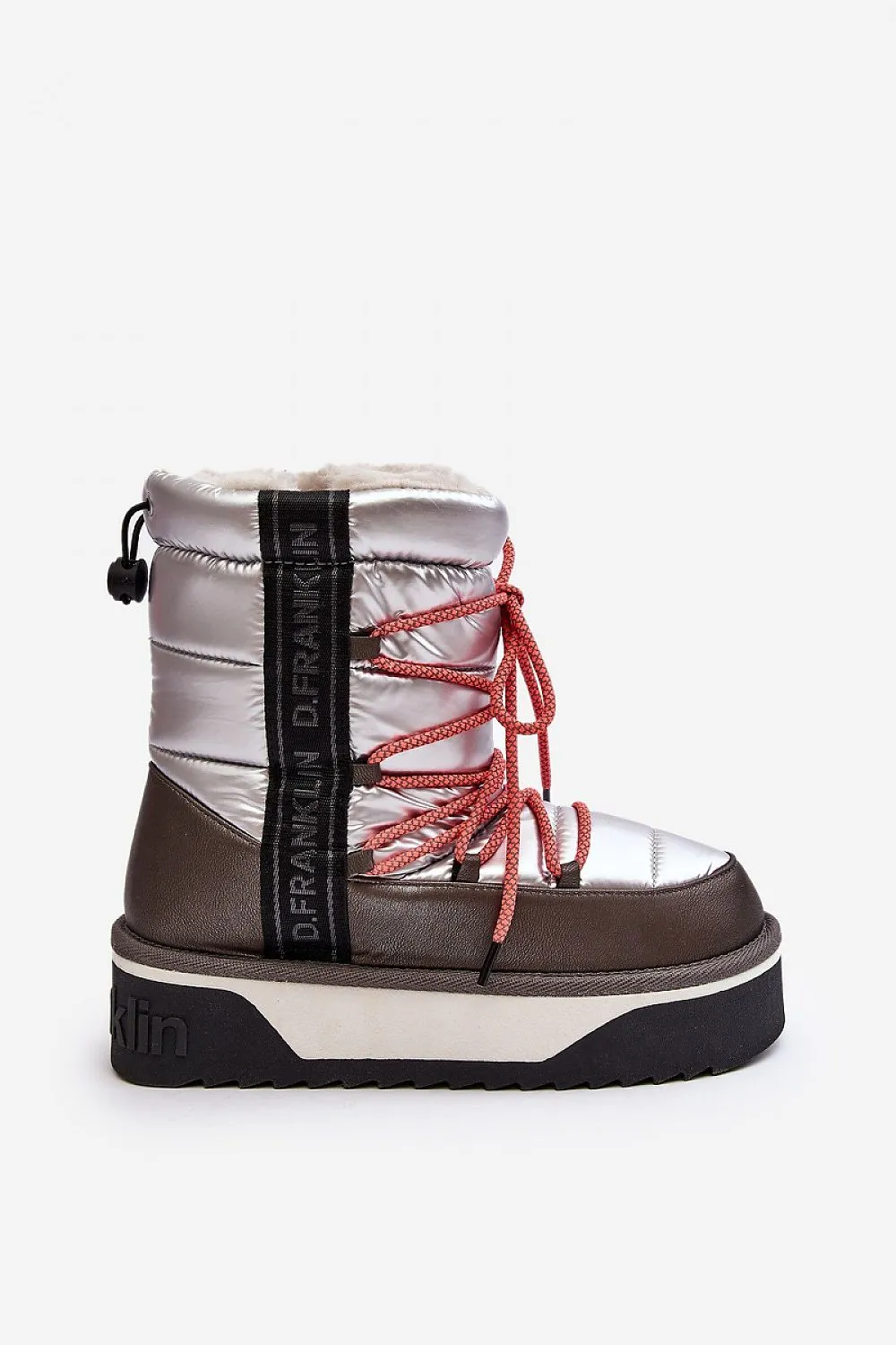 Snow boots