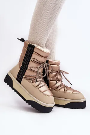 Snow boots