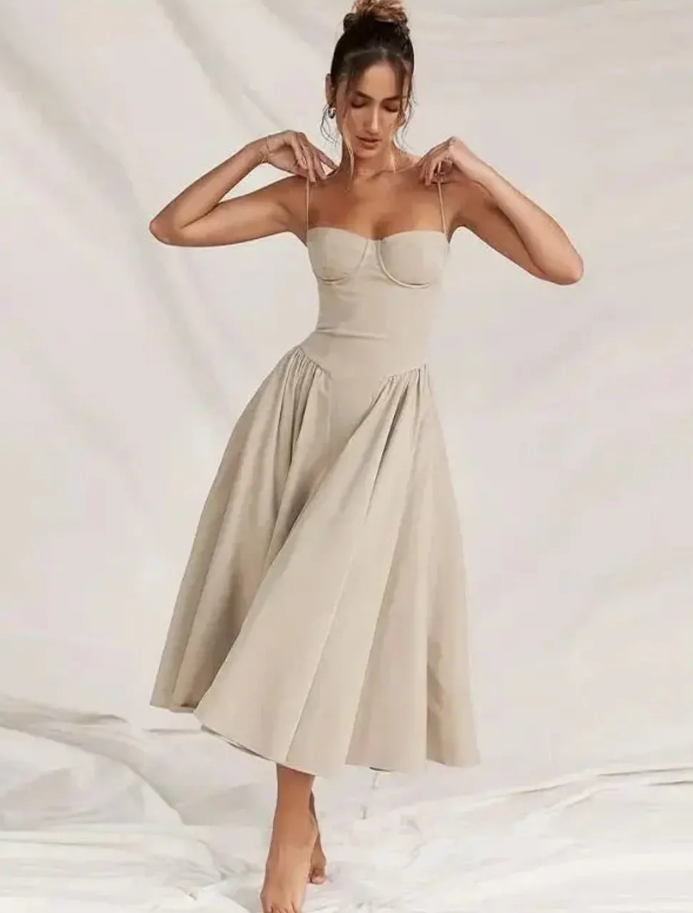 SummerBreeze™ | Women's Casual V-Neck Dress | Lightweight Fabric, Comfortable Fit & Stylish Design
