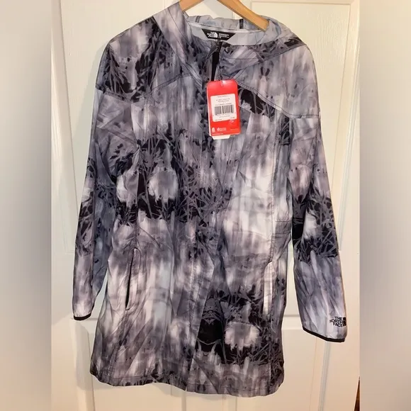 The North Face Women's Black and Gray Jacket, Wind and Water Resistant