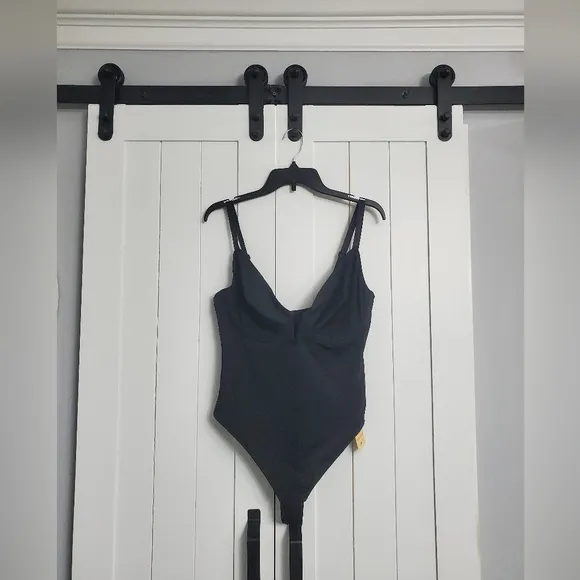 The Popilush Deep-V Neck Low-Back Shapewear Thong Bodysuit. NEW!