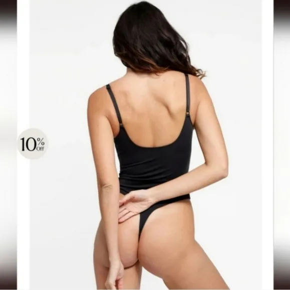 The Popilush Deep-V Neck Low-Back Shapewear Thong Bodysuit. NEW!
