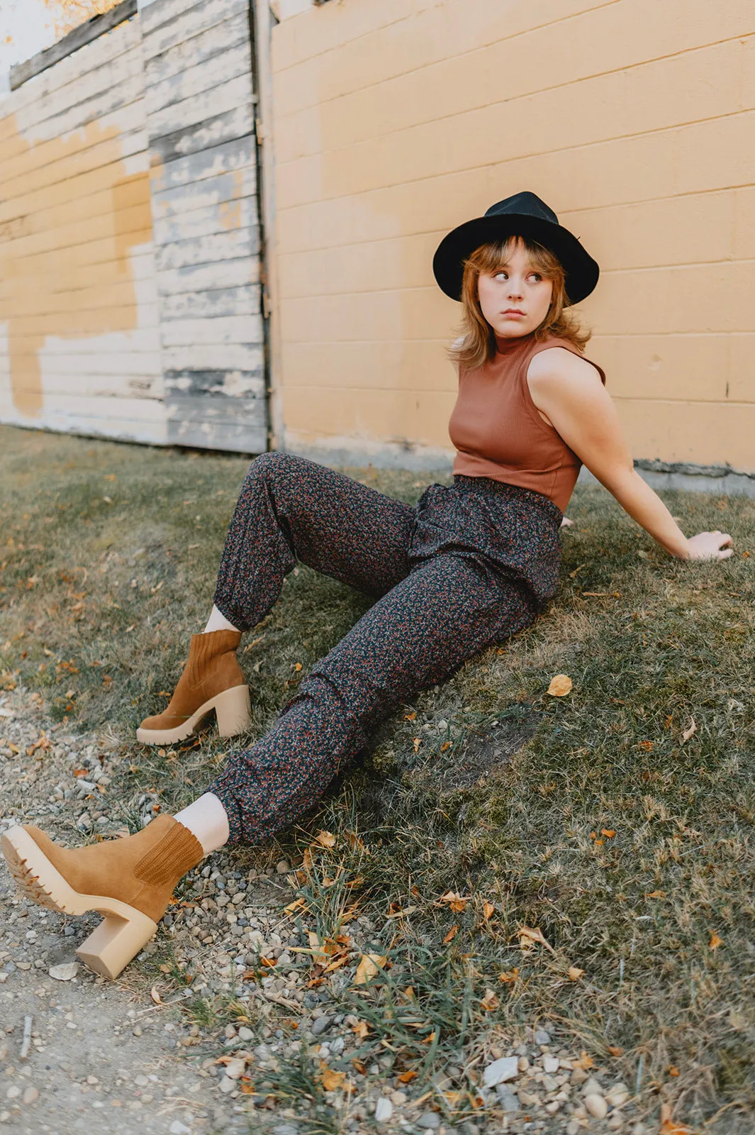 The Roman Trousers - Forest Green Floral