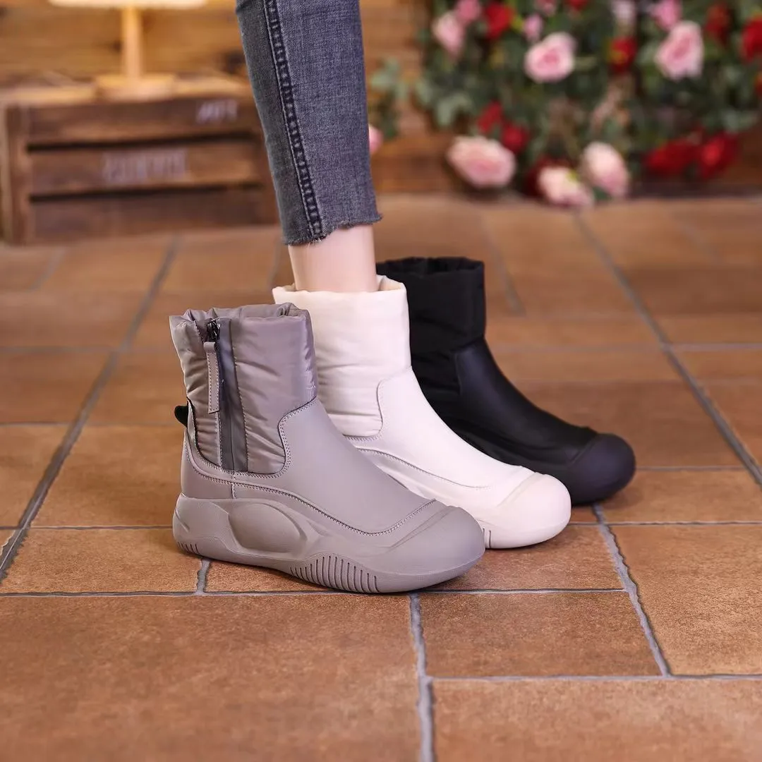Thick sole heightening versatile snow boots