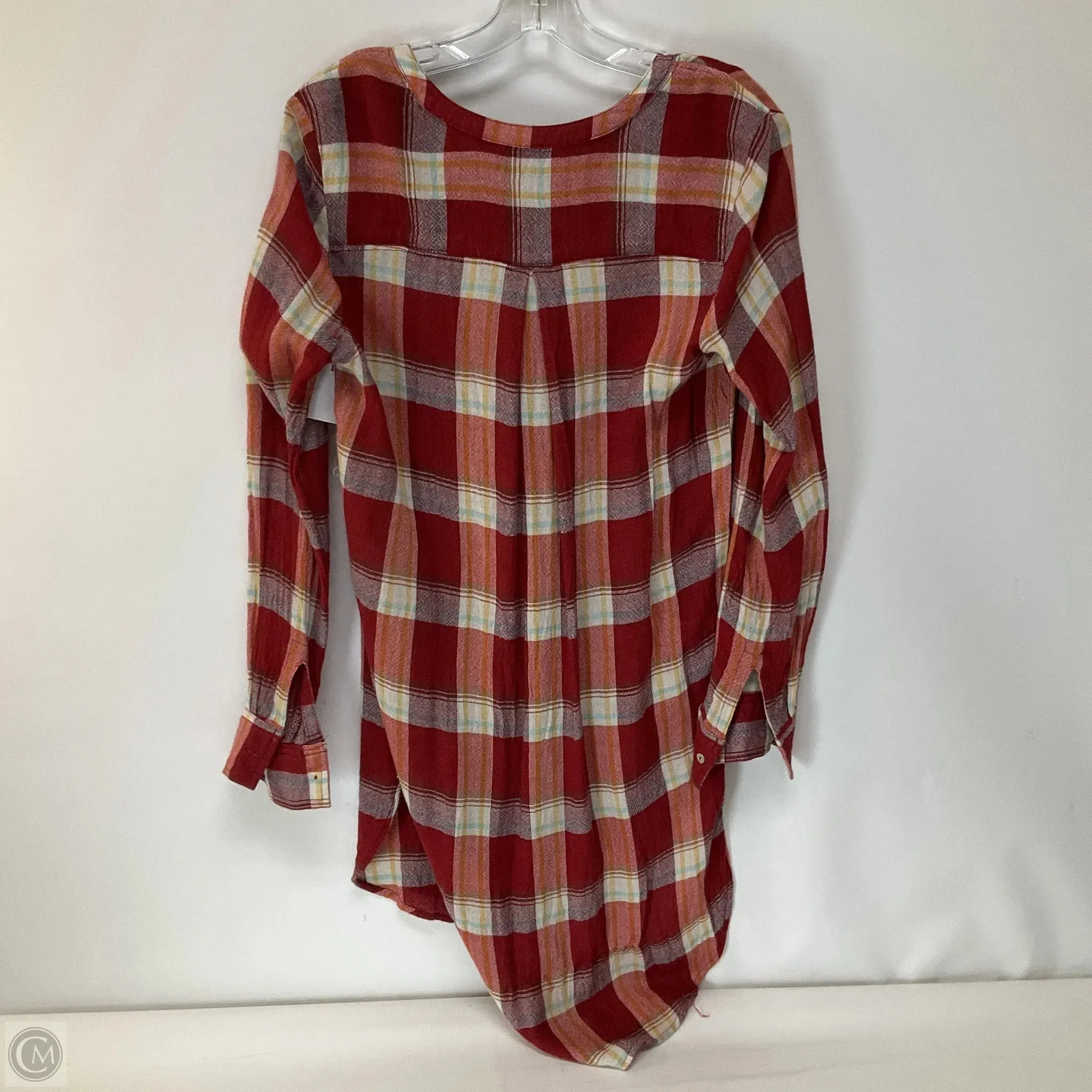 Top Long Sleeve By Akemi And Kin In Red, Size: S