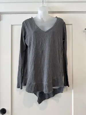 Top Long Sleeve By Free People In Grey, Size: M