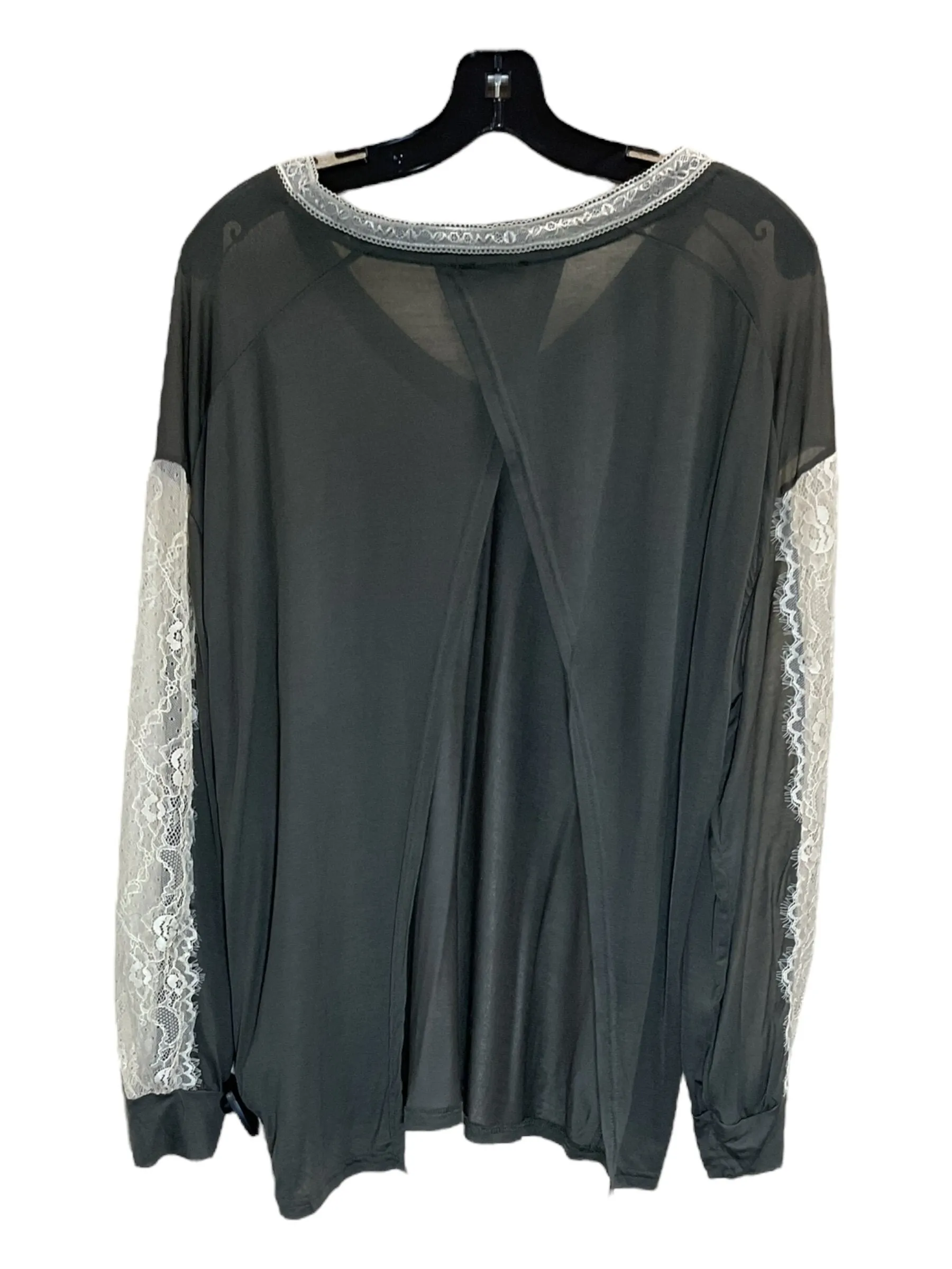 Top Long Sleeve By Pol  Size: M