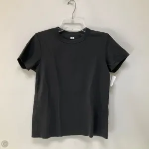 Top Short Sleeve Basic By Uniqlo In Grey, Size: L