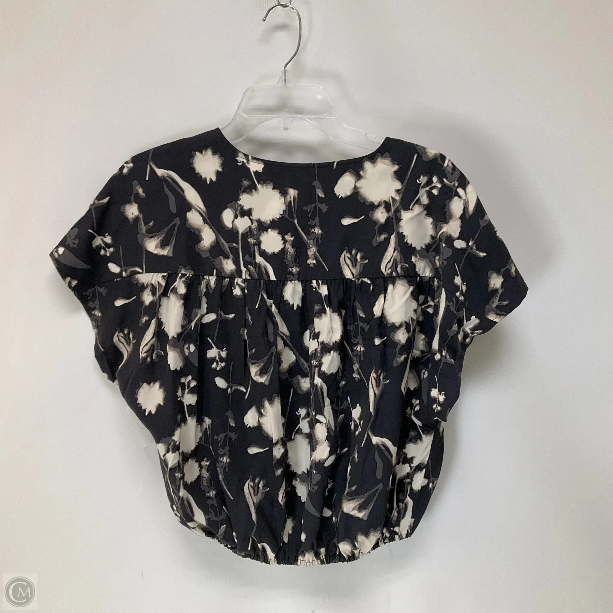 Top Short Sleeve By Evereve In Floral Print, Size: Xs