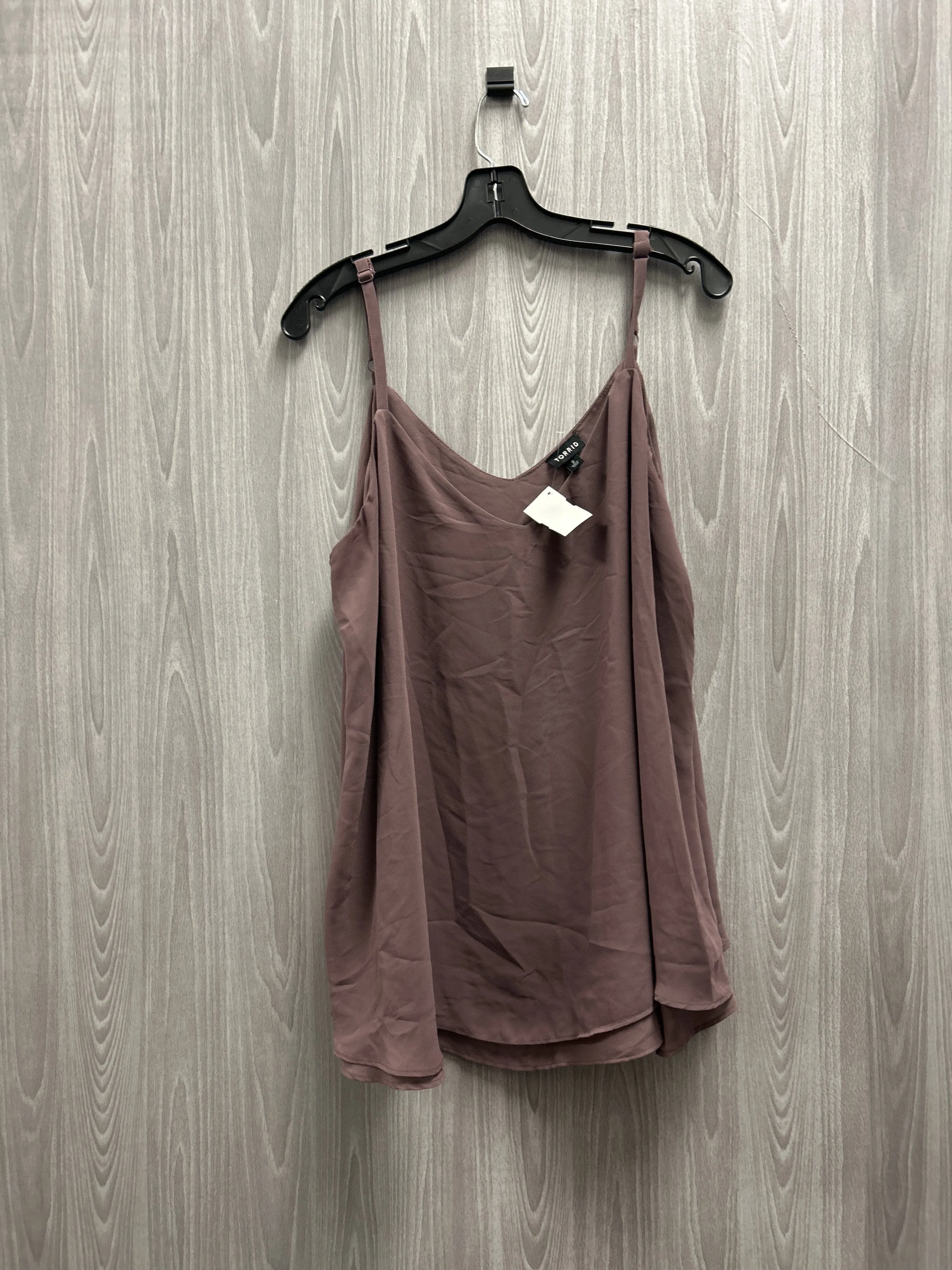 Top Sleeveless By Torrid  Size: 2x