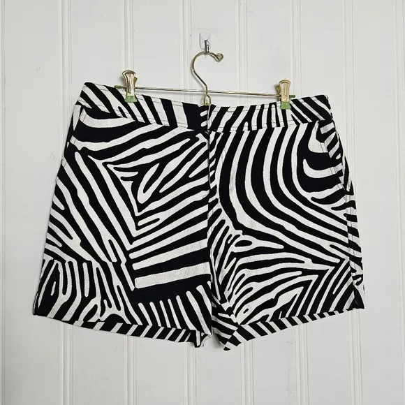Trina Turk Shorts Womens Size 12 High Waist Black White Animal Print Zebra