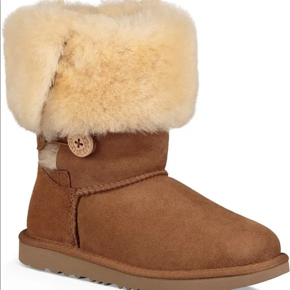 UGG® Girls' Bailey Button Triplet II Boots (Youth)