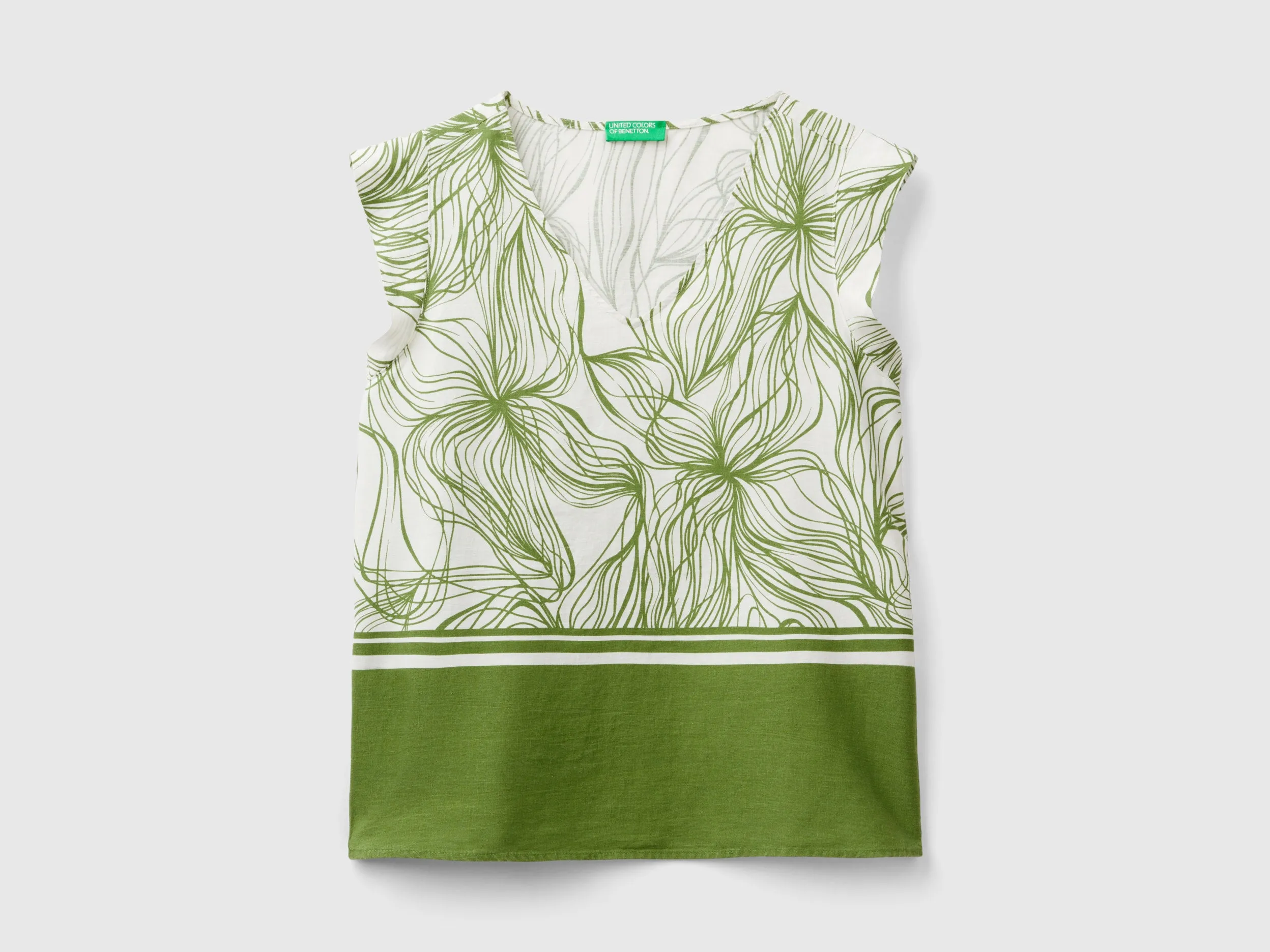 V-Neck Printed Top
