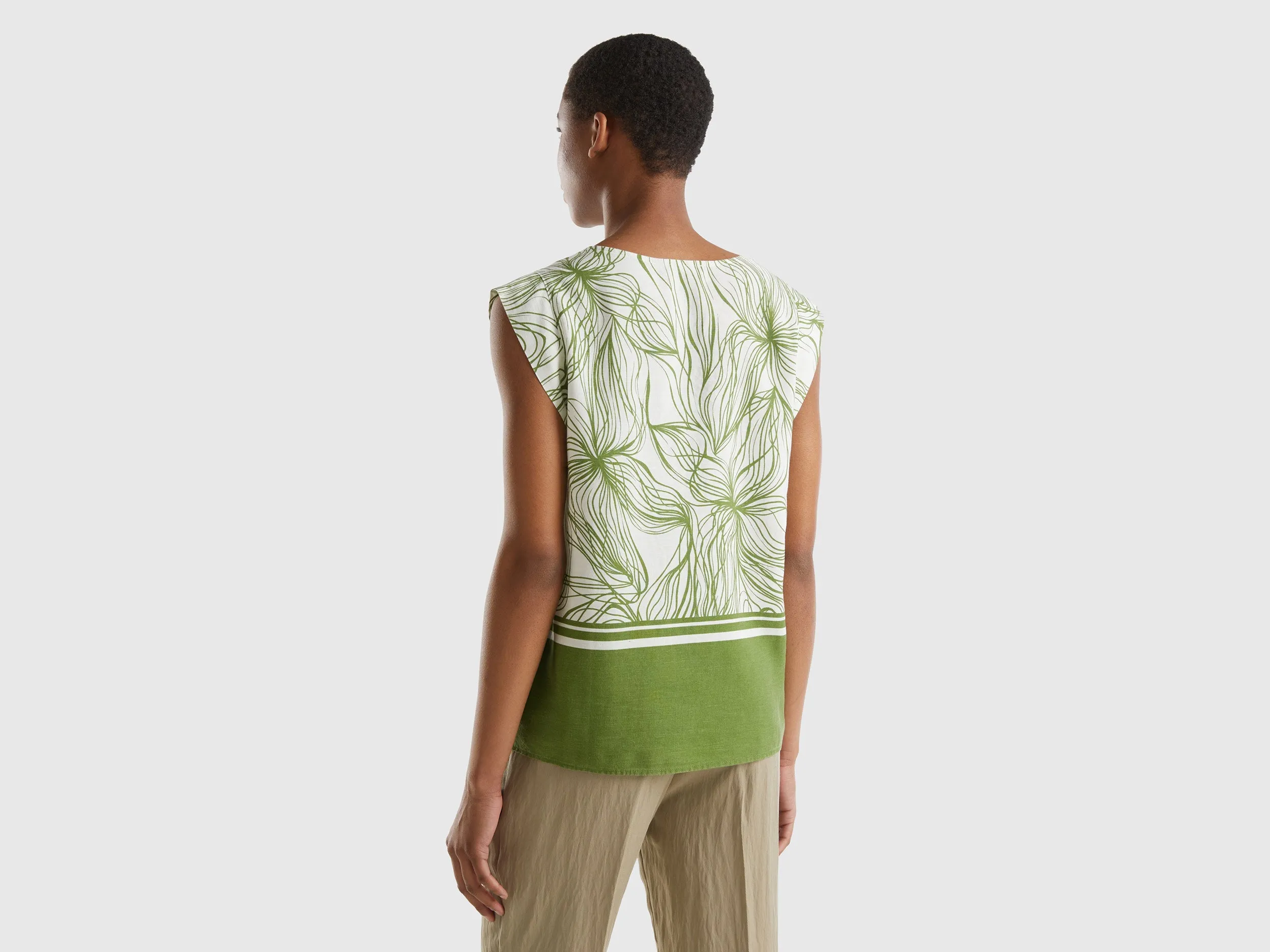 V-Neck Printed Top