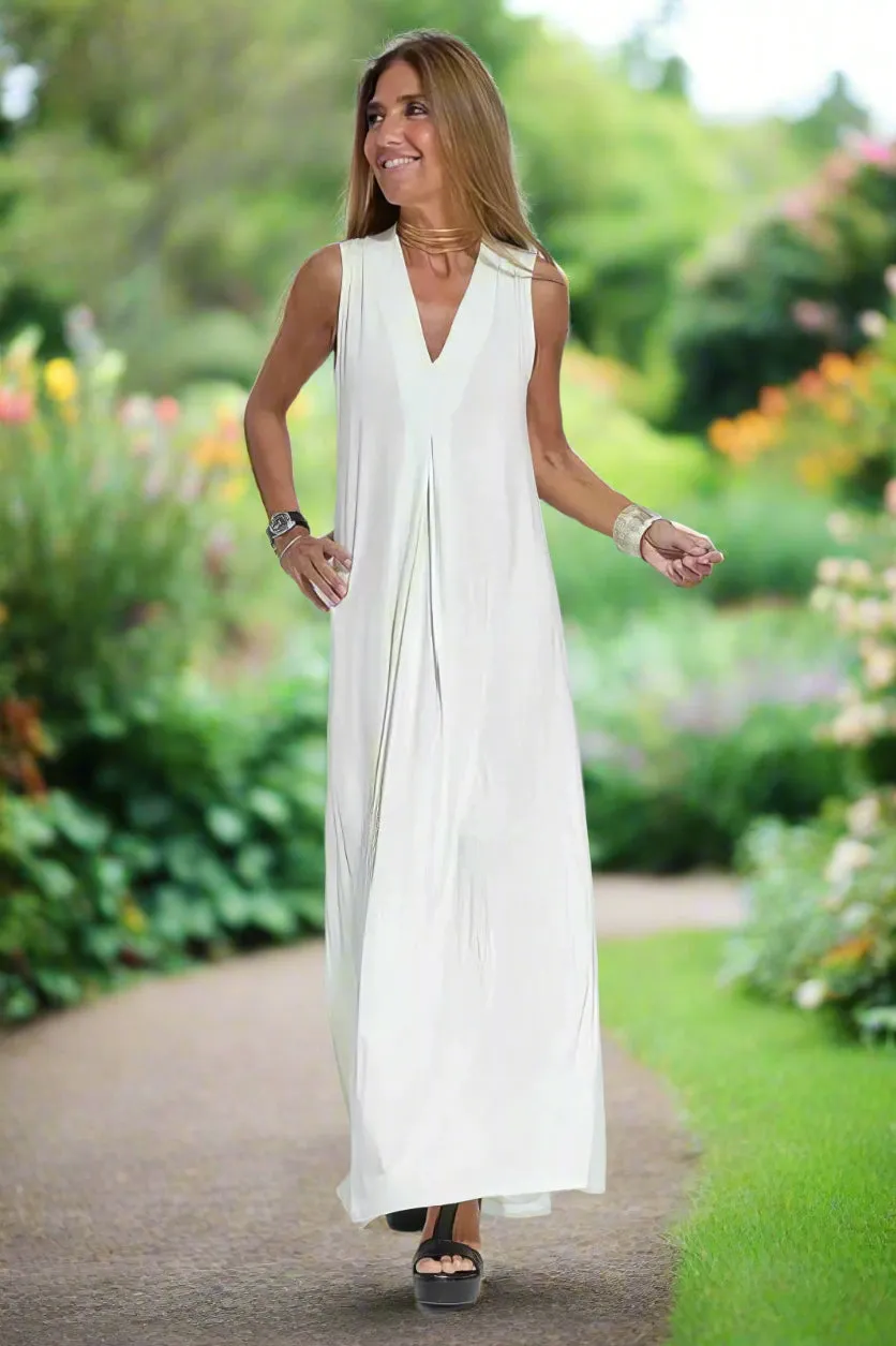 Vania® | Luxurious long dress with matching cardigan