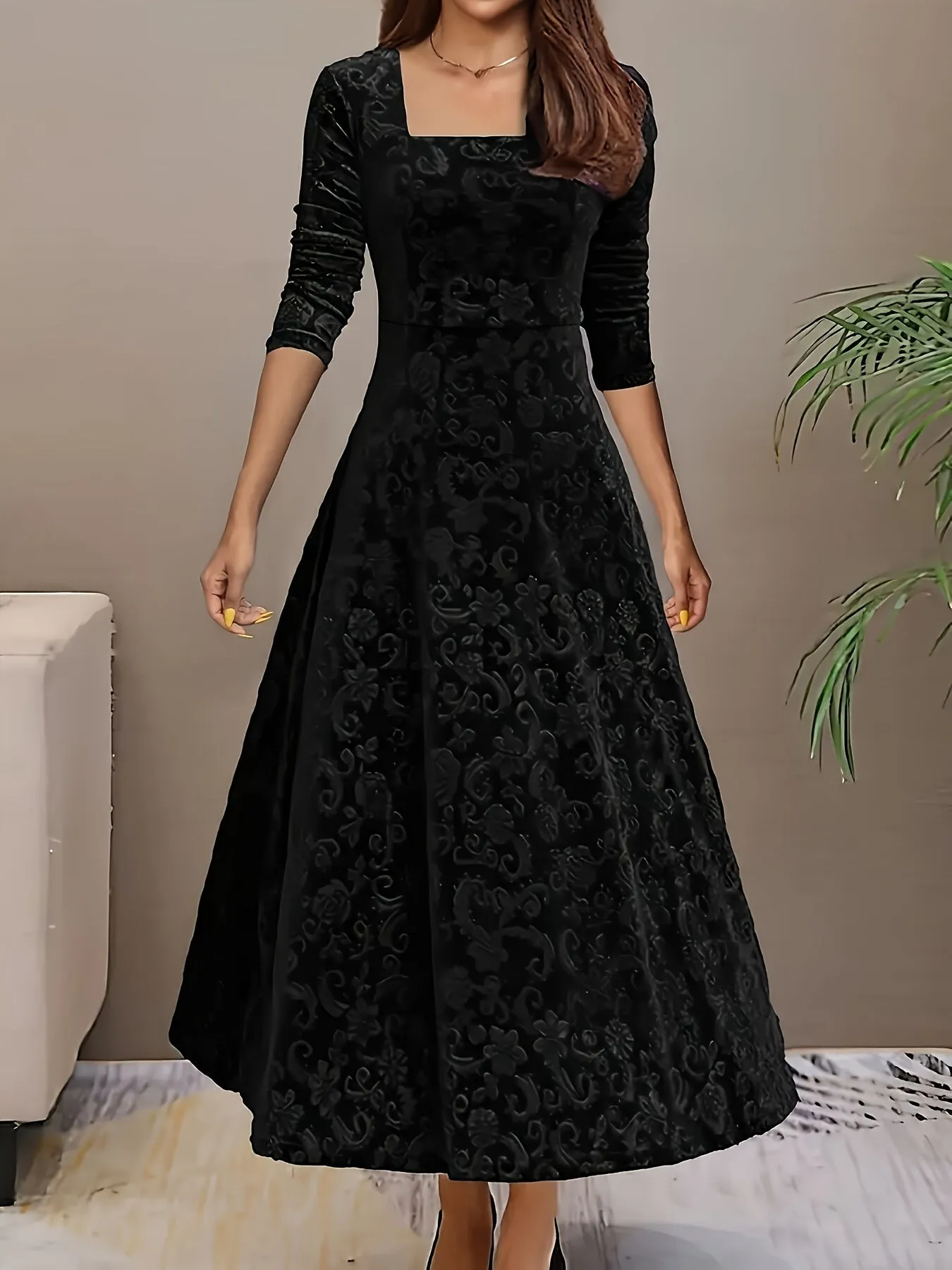 Velvet Flora™ | Women's Formal Dress | Square Neck, Floral Pattern, Luxurious Velvet Evening Wear