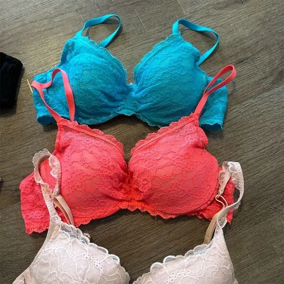 Victoria's Secret Women's Lace Push-Up Bra Set 34B Standard Multicolor Lot of 9