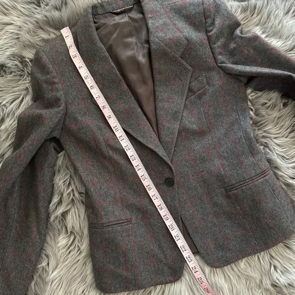 Vintage Gray and Red Plaid Women's Blazer, 6