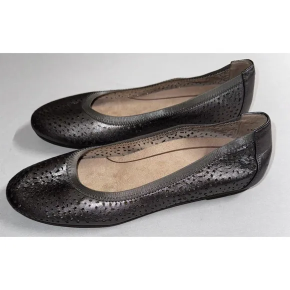 Vionic Robyn Pewter Perforated Metallic Leather Ballet Flats Women's Size 8.5