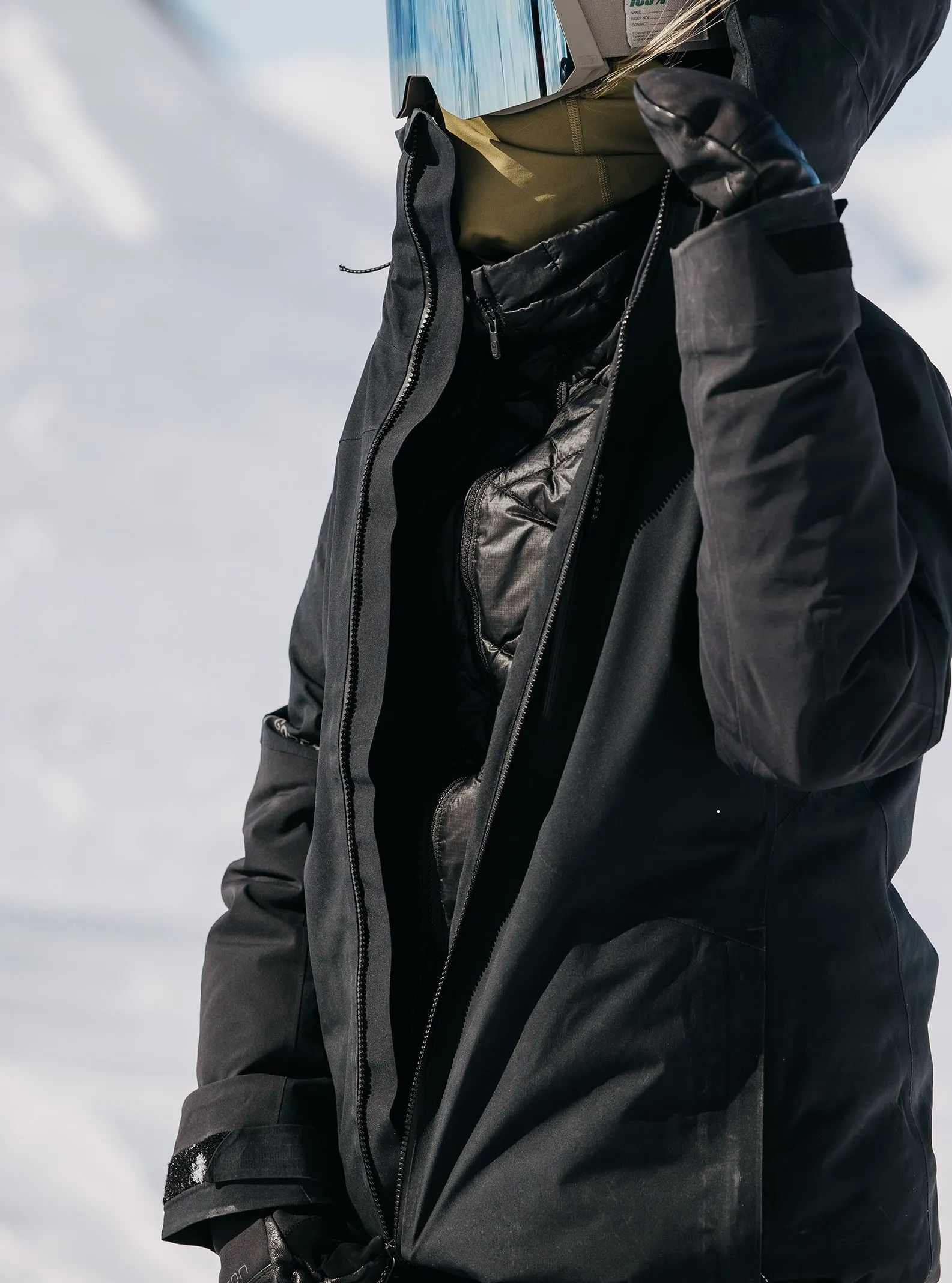 Women's [ak] Embark GORE-TEX 2L Snowboard Jacket