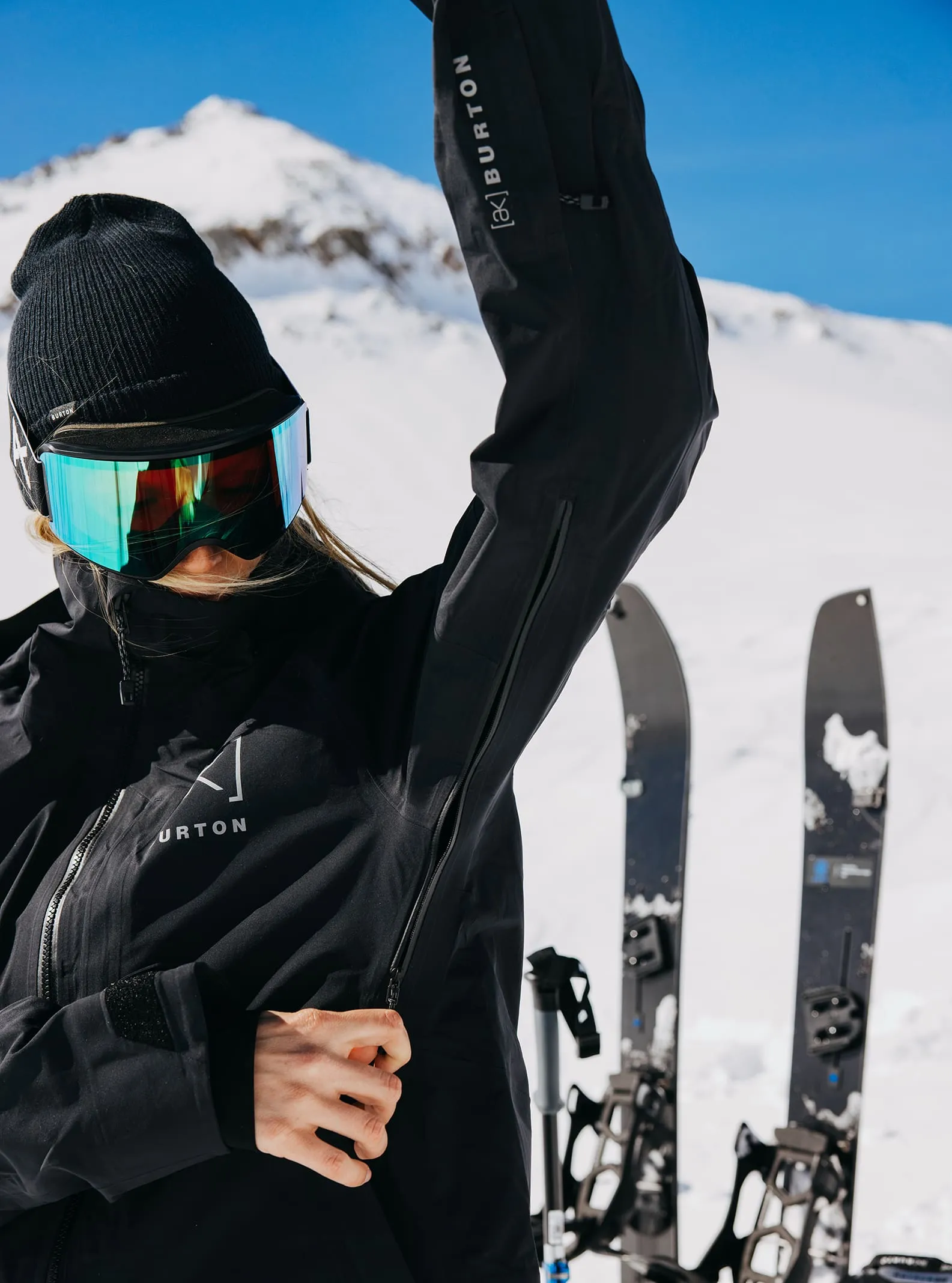 Women's [ak] Kimmy GORE-TEX 3L Stretch Snowboard Jacket