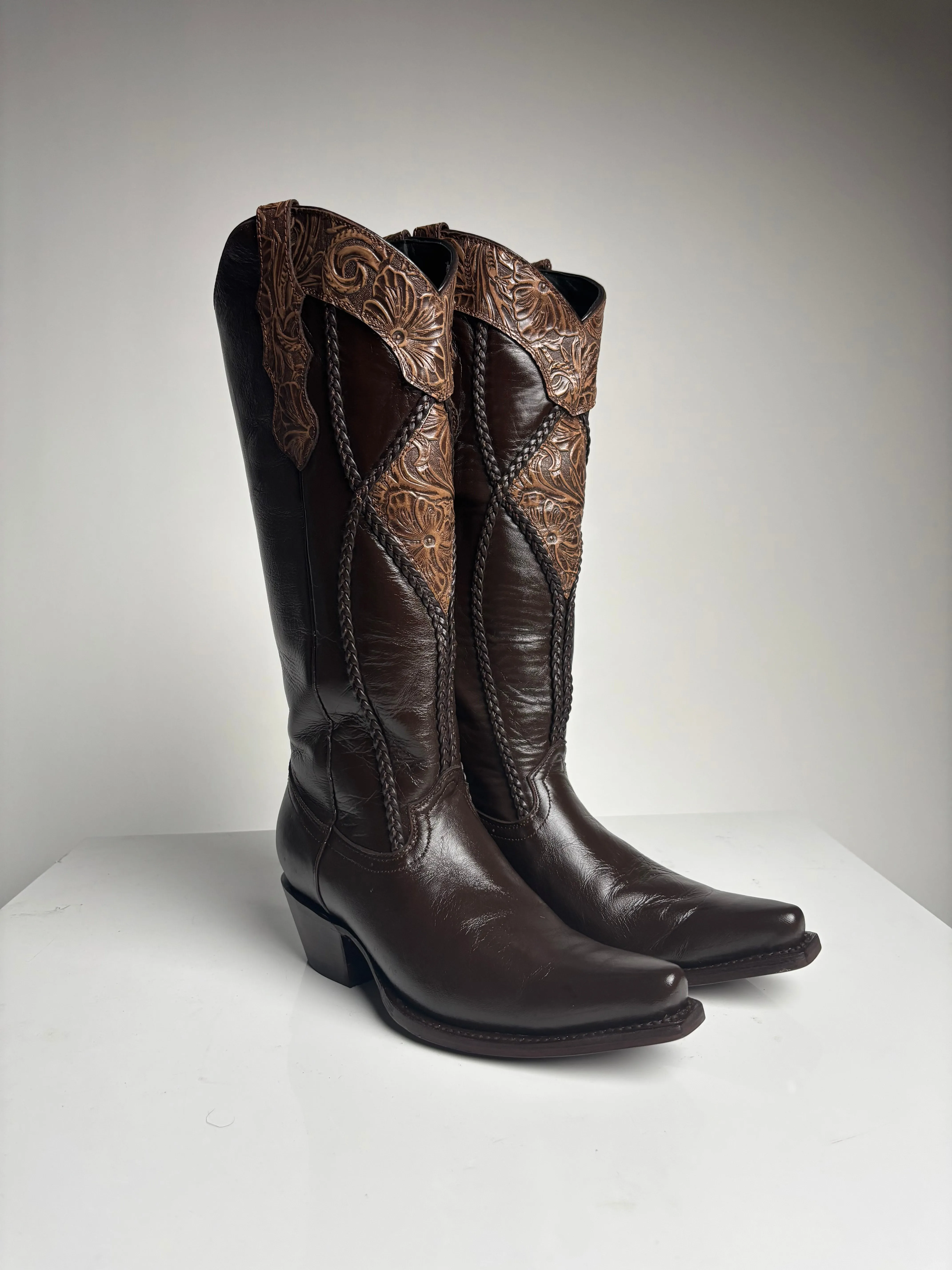 Women's Brown Tall boot - White Diamond