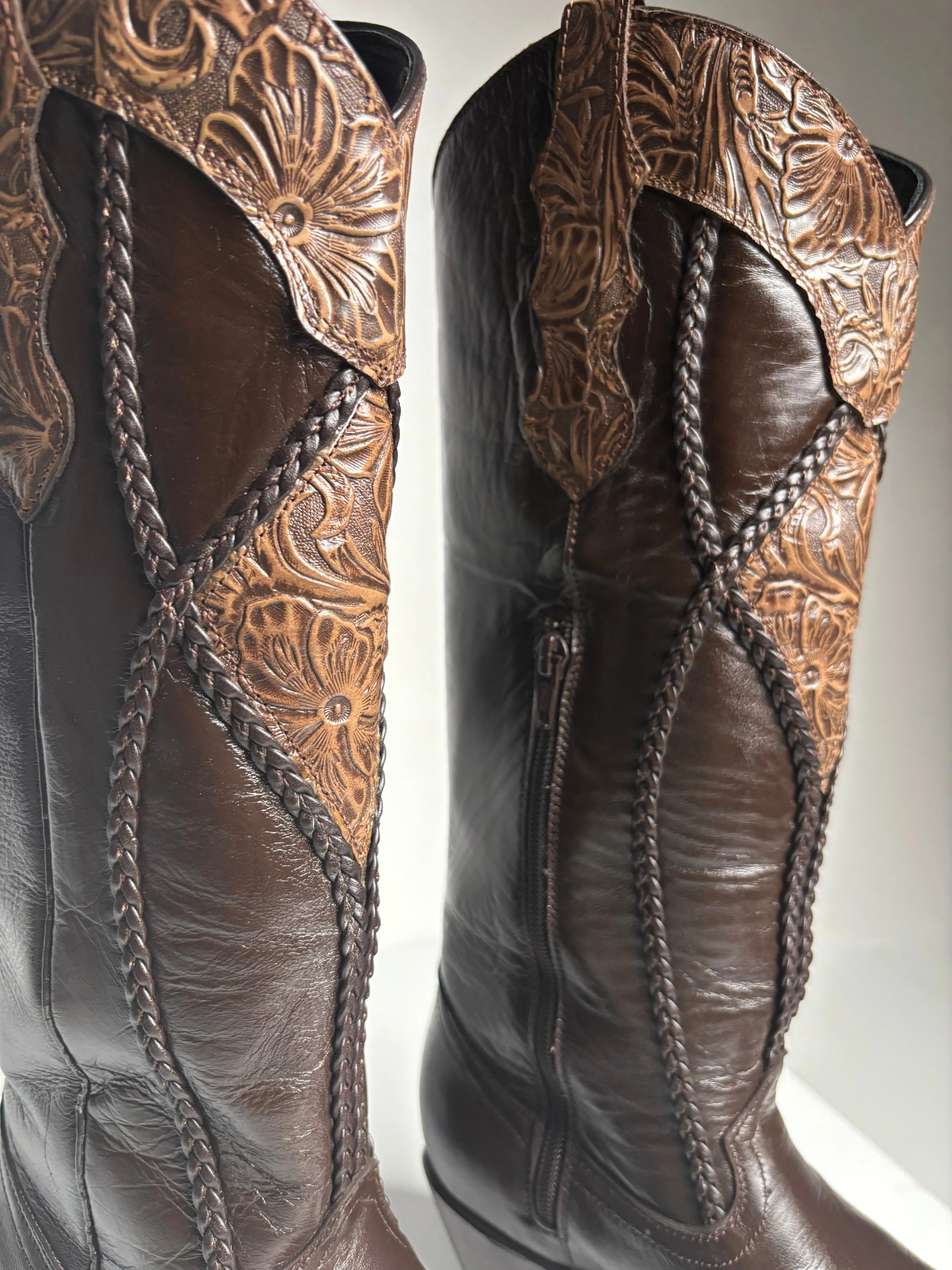 Women's Brown Tall boot - White Diamond