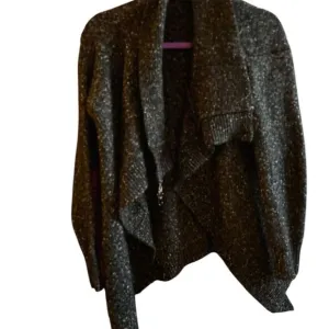 Women's Gray Knit Cardigan Sweater M Unique Clasp Casual