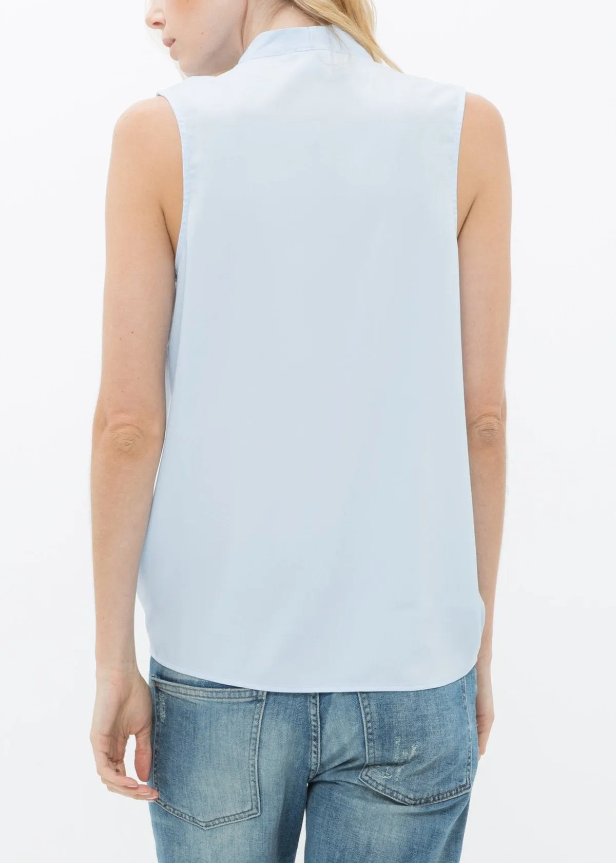 Women's Sophisticated V Top In Cloud Blue