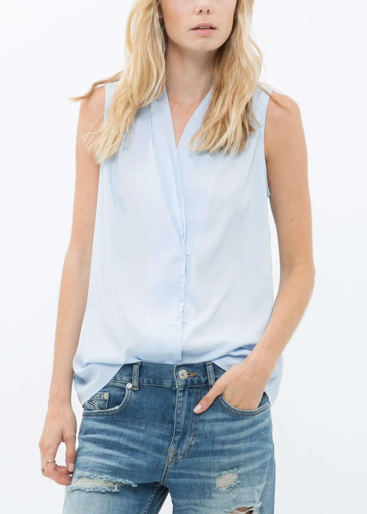 Women's Sophisticated V Top In Cloud Blue