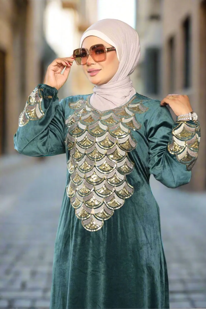 Women's velvet abaya