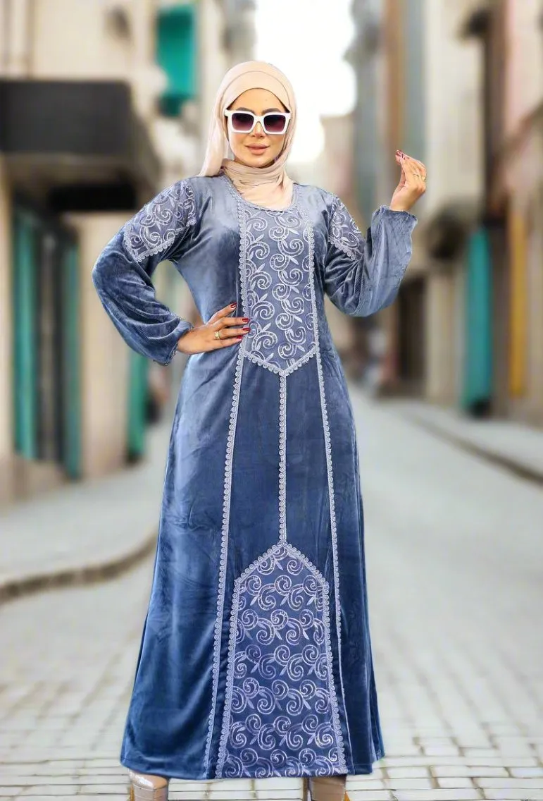 Women's winter abaya with striped velvet